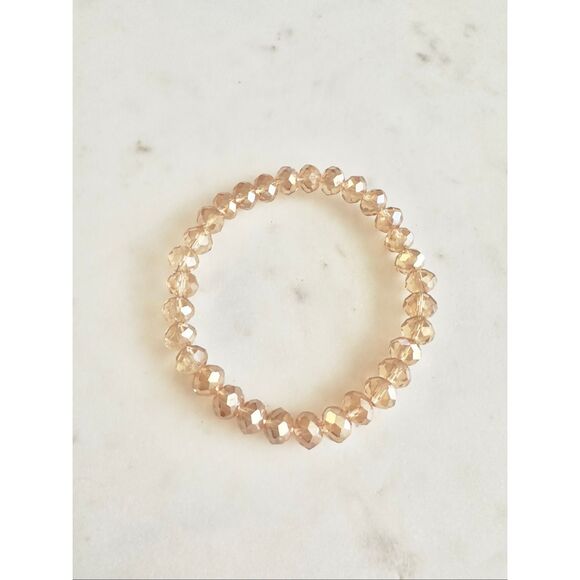 Light champagne beaded stretch bracelet - Picture 3 of 3